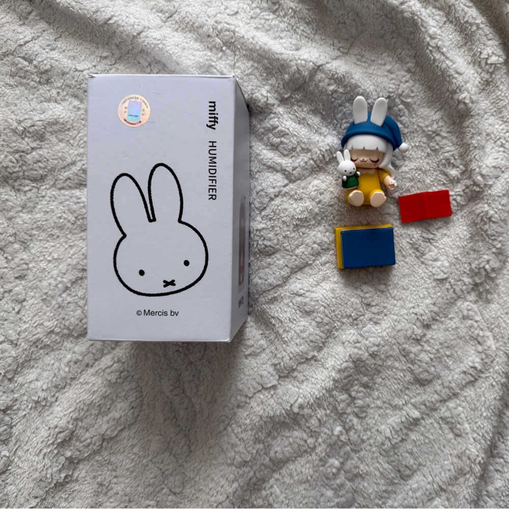 Miffy humidifier and figure